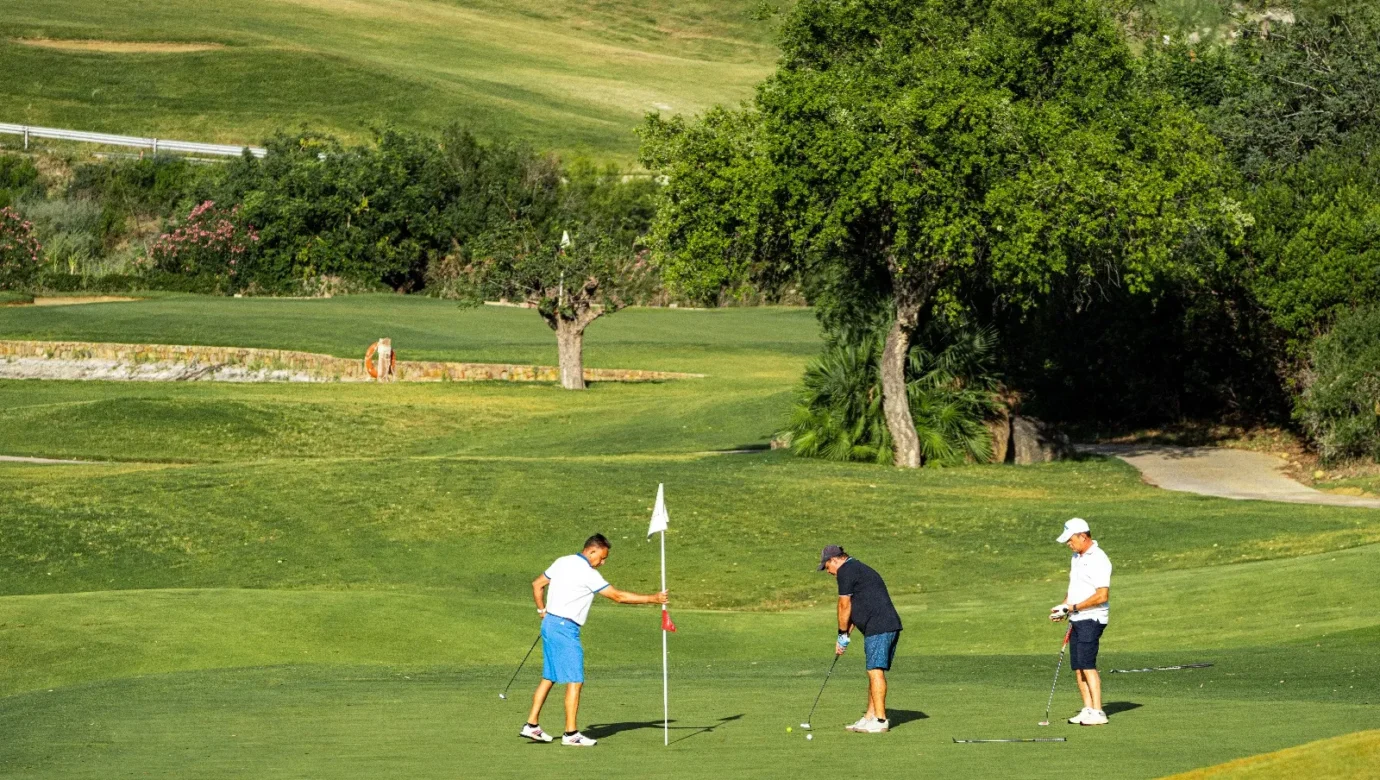 Stay & Play, Apartments and golf in Valle Romano
